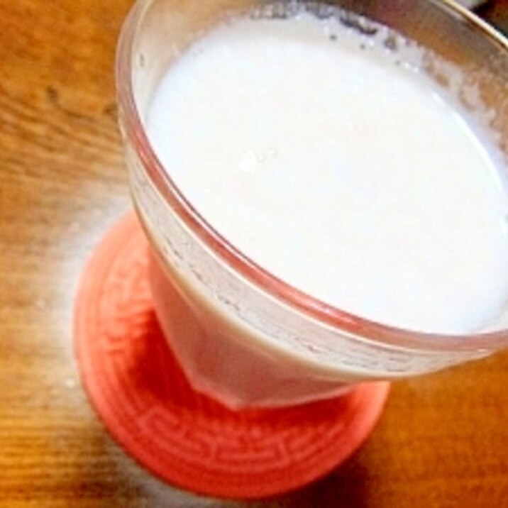 カクテル風☆焼酎で作る　いちごミルク